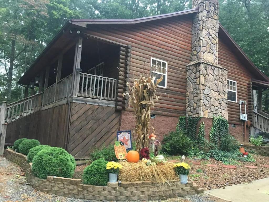 Tn State Parks Open! Hikes, Waterfalls, Firepits! Spencer Esterno foto